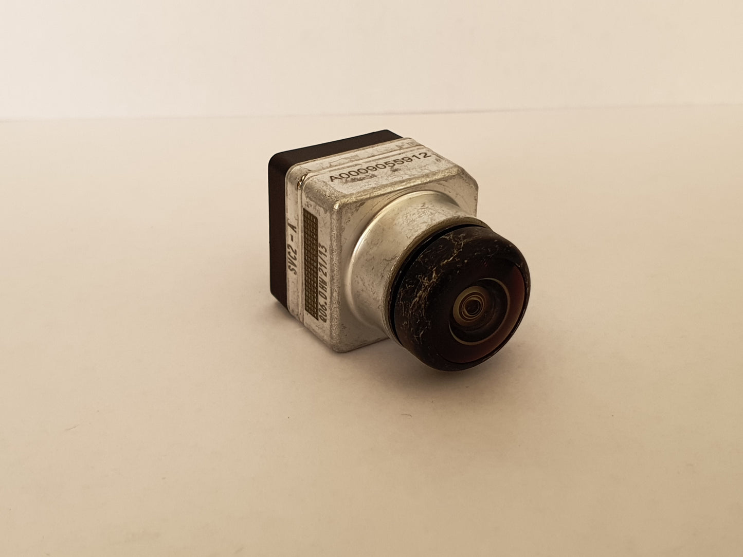 A0009055912 0009055912 Rear View Camera Reverse Parking Assist Camera A0009059412 For Mercedes-Benz W213 W177 C238 W223 W247