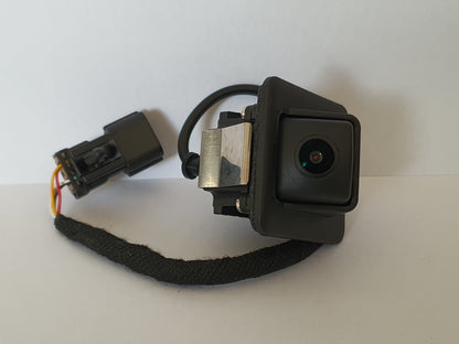 OEM-Fit Rear View Camera For Hyundai (95760-A6100)